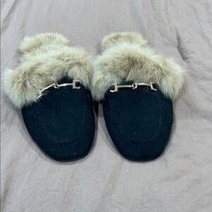 Elegant Black Fur-Trimmed Women's Loafers